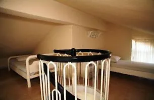 Aris Villas